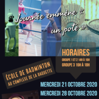 École de badminton pendant les vacances.